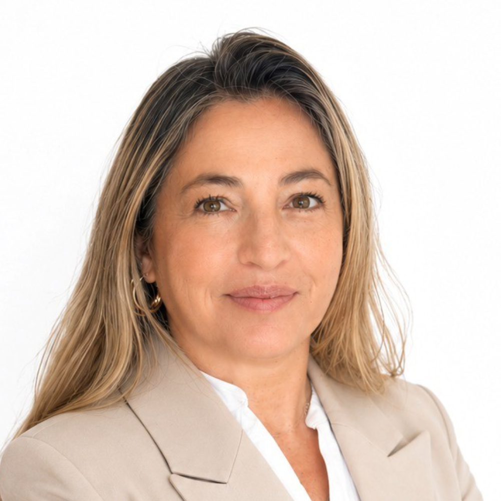 30 laura manassero baez